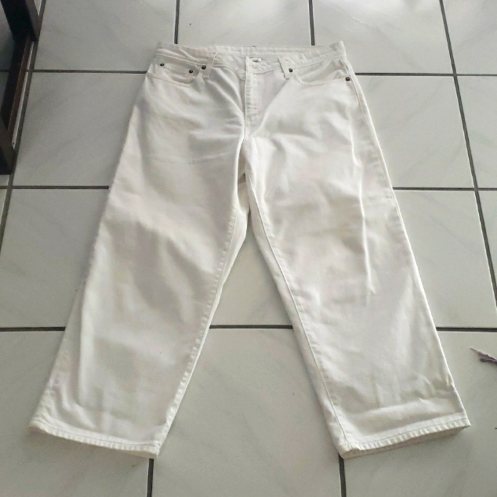 Brand new pair of classic style plain white jeans by Polo Jeans Company